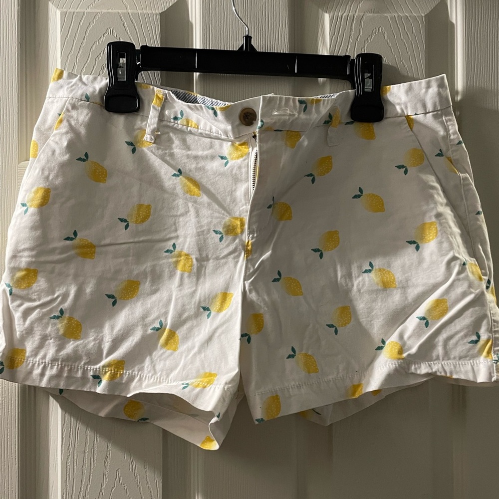 Lemon print shorts